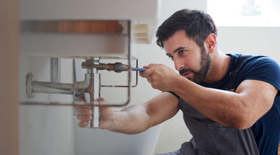 Sink faucet installation in Diamond City, AR